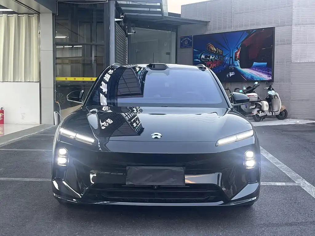 NIO ET5T — миниатюра 3