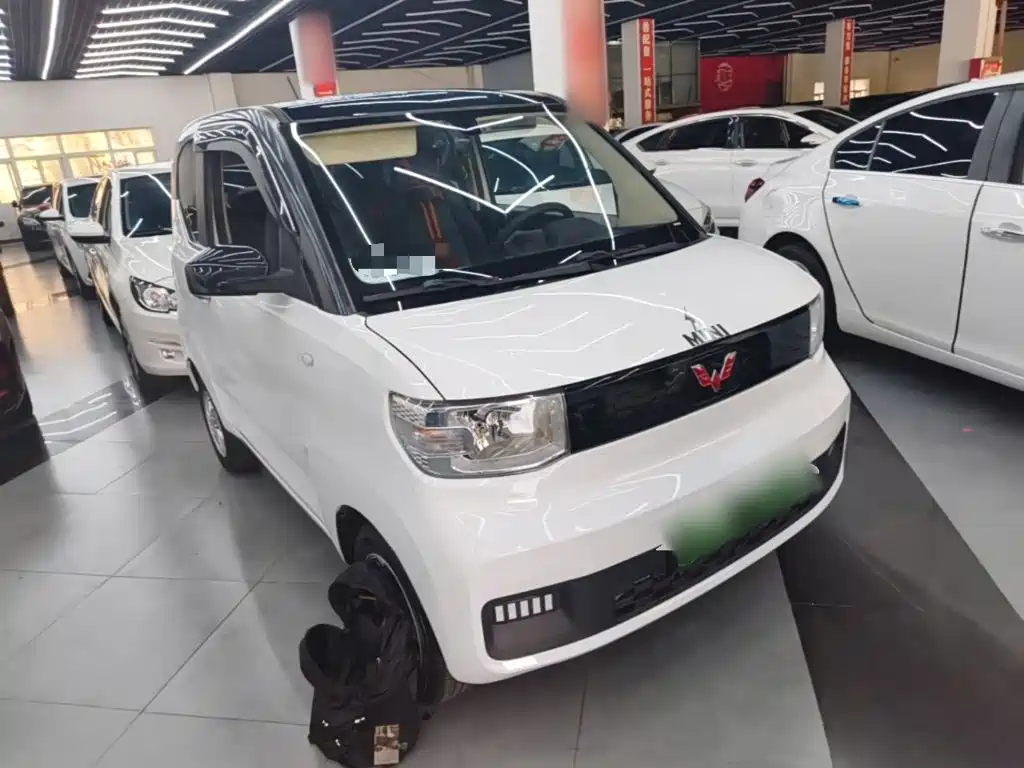 Wuling MINIEV — миниатюра 4
