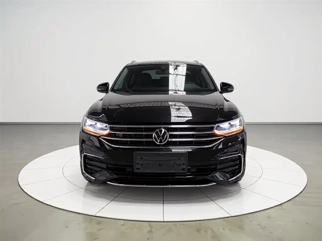 Volkswagen Tiguan L L 2022 330TSI AT R-Line