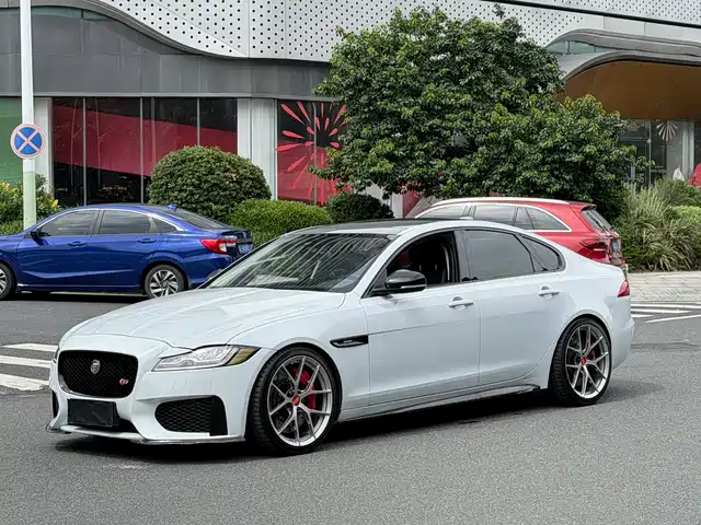 Jaguar XF 2016 XF 3.0 SC 2 WDR-Sport — фото 1