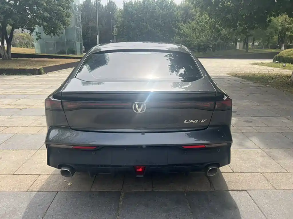 Changan UNI-V — миниатюра 8