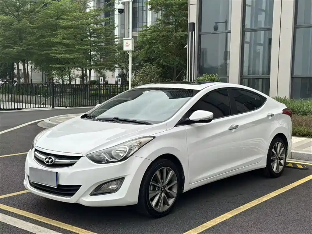 Hyundai Elantra Langdong 2016