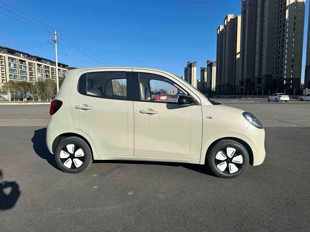 Wuling MINIEV — миниатюра 3