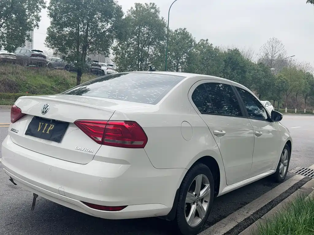 VOLKSWAGEN LAVIDA