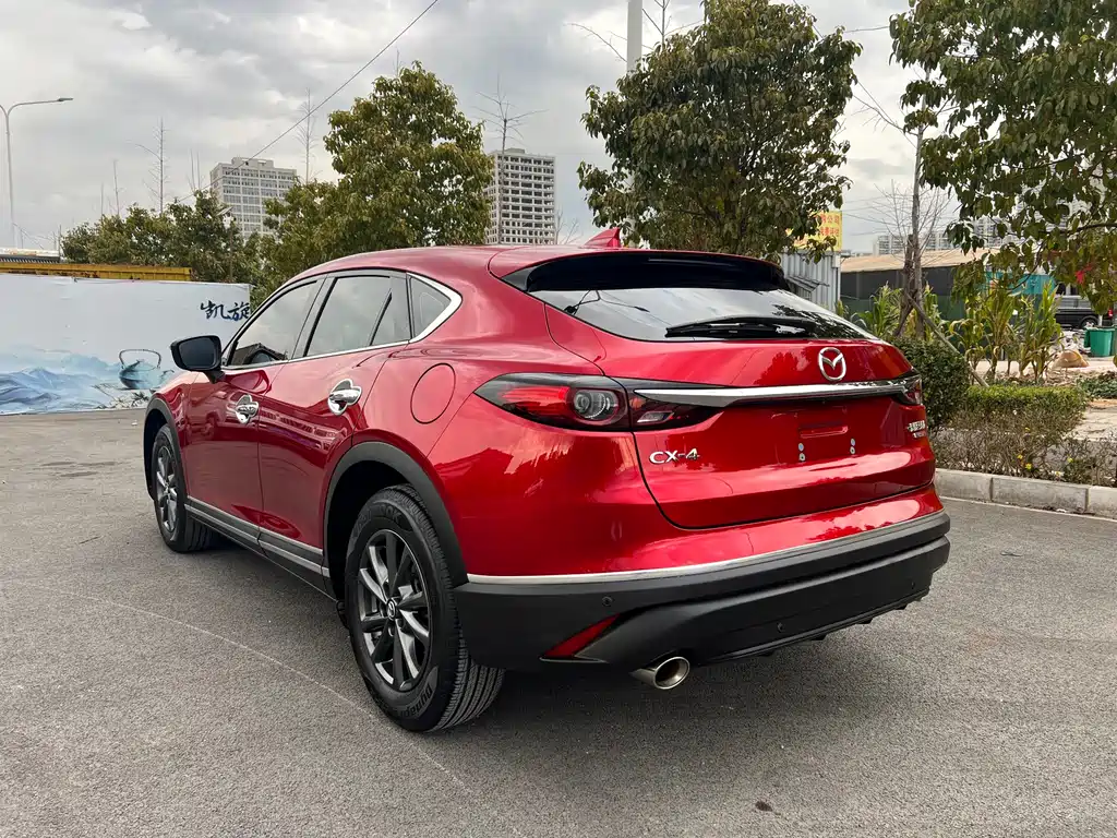 MAZDA CX 4