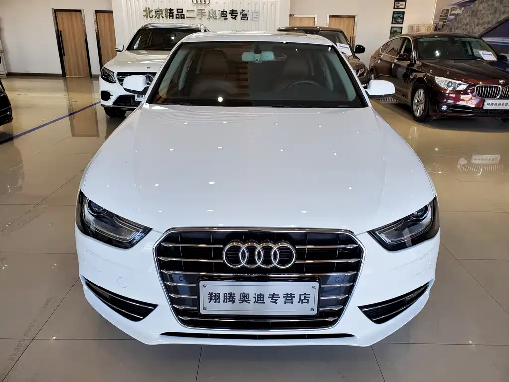 Audi A4L 2016 35 TFSI AT