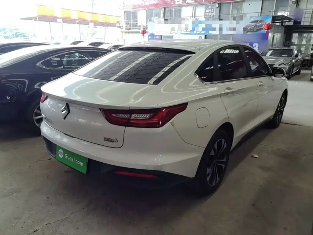 Baojun RC-6 — миниатюра 7