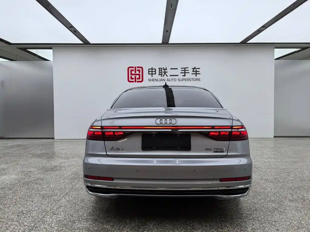 Audi A8 — миниатюра 10