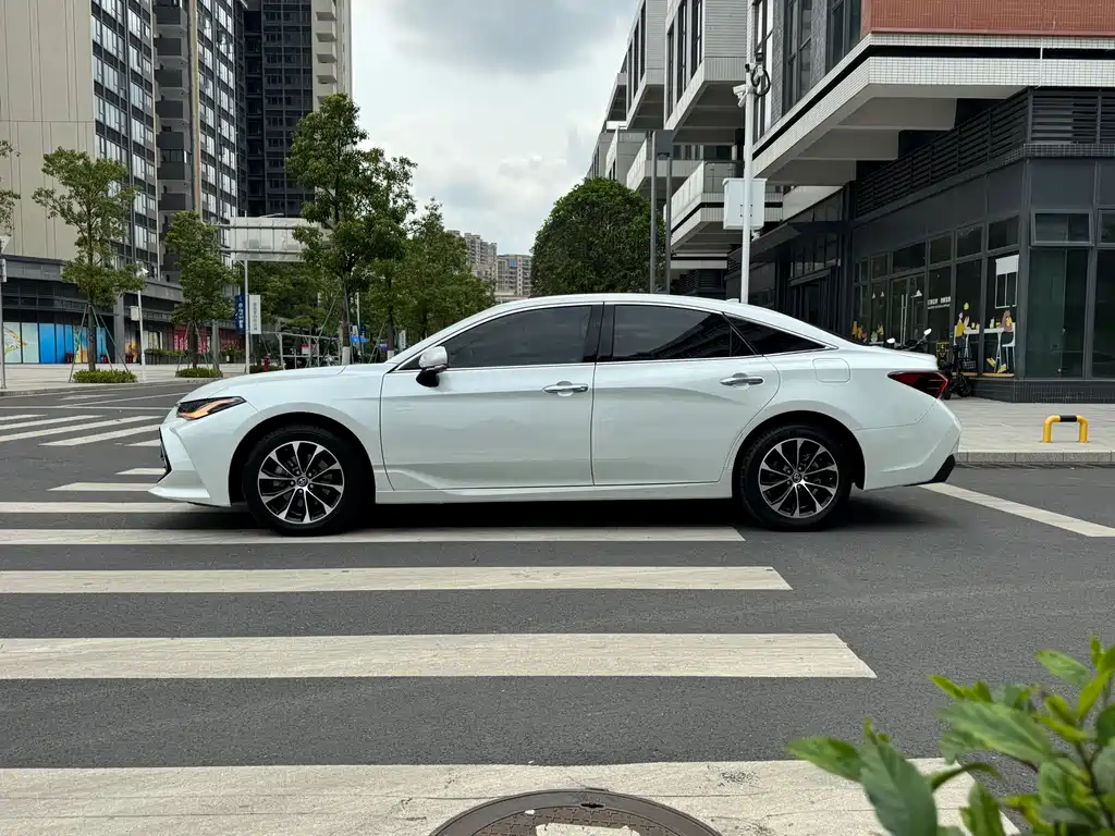 Toyota Avalon 2023 2.0L Luxury