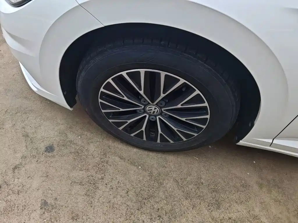 Volkswagen Sagitar — миниатюра 23