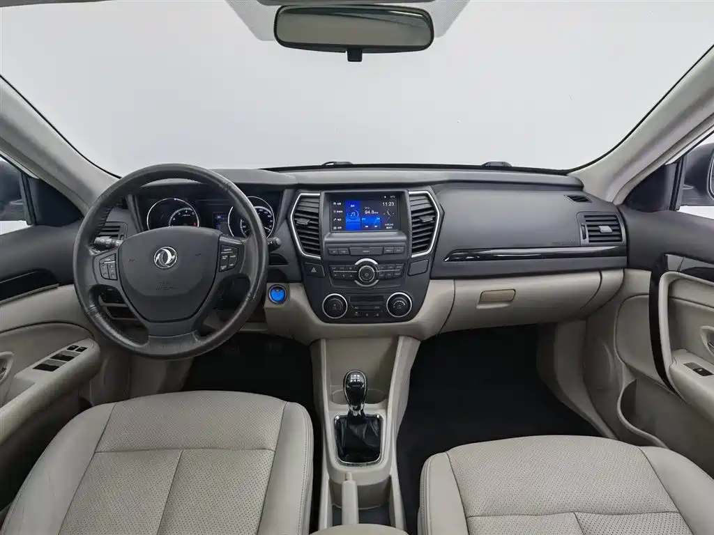 Dongfeng A60 2016 1.4T MT Luxury