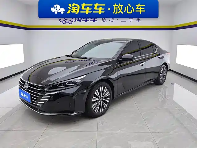 nissan teana