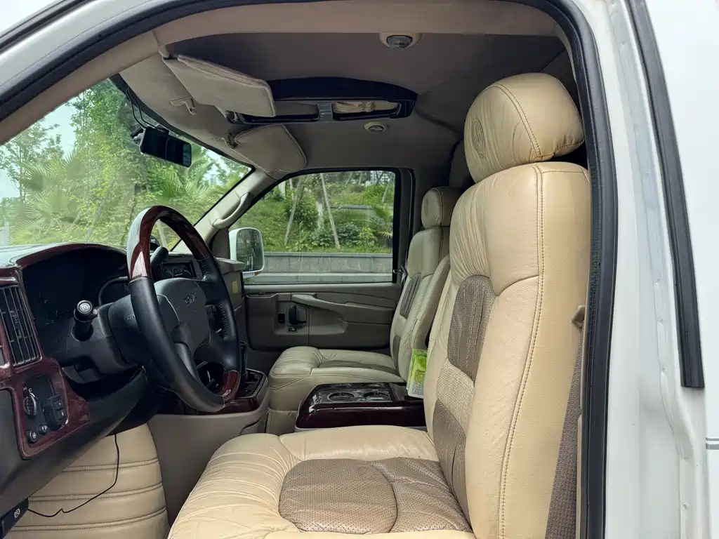 GMC Savana 2005 5.3L AT