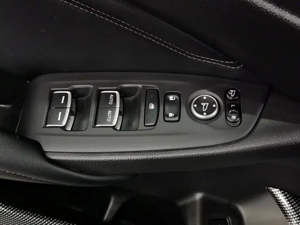 Honda Accord 2018 260TURBO Luxury VI
