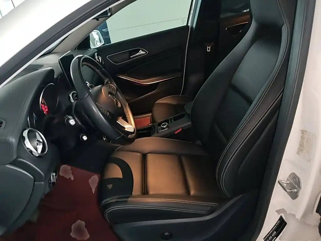 Mercedes-Benz GLA — миниатюра 15