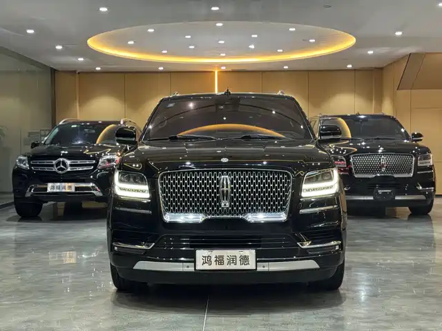 LINCOLN NAVIGATOR 2018