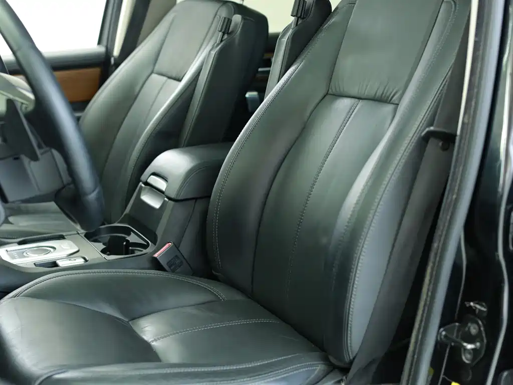 Land Rover Discovery — миниатюра 11