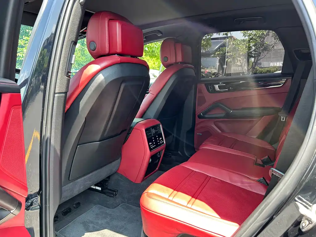 Porsche Cayenne 2019 Cayenne 3.0T
