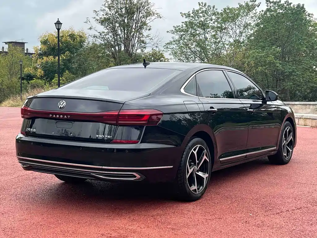 Volkswagen Passat — миниатюра 6
