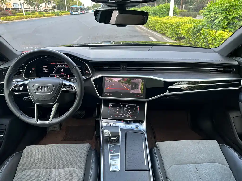 Audi A6L 2024 — фото 16