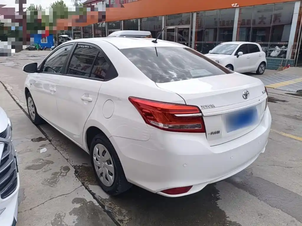 Toyota Vios — миниатюра 5