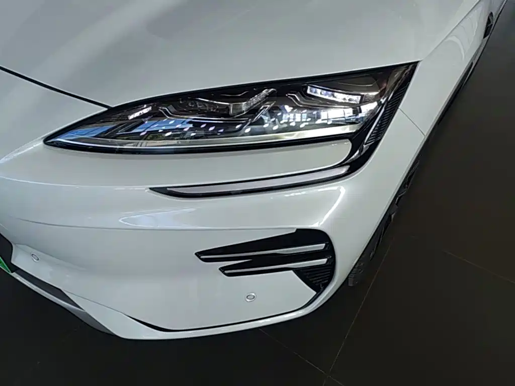BYD PLUS New Energy — миниатюра 24