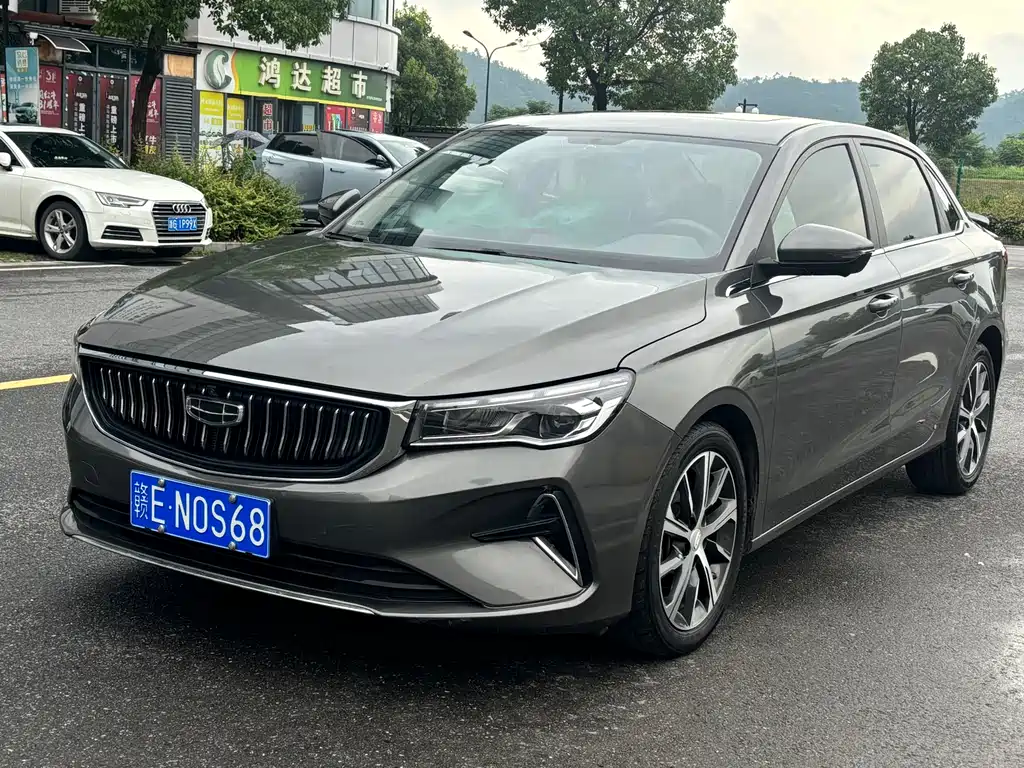 Geely Emgrand 2023 4 Champion 1.5L CVT Luxury