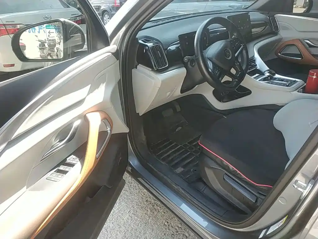 BYD Song Pro DM-i 2022 — фото 12