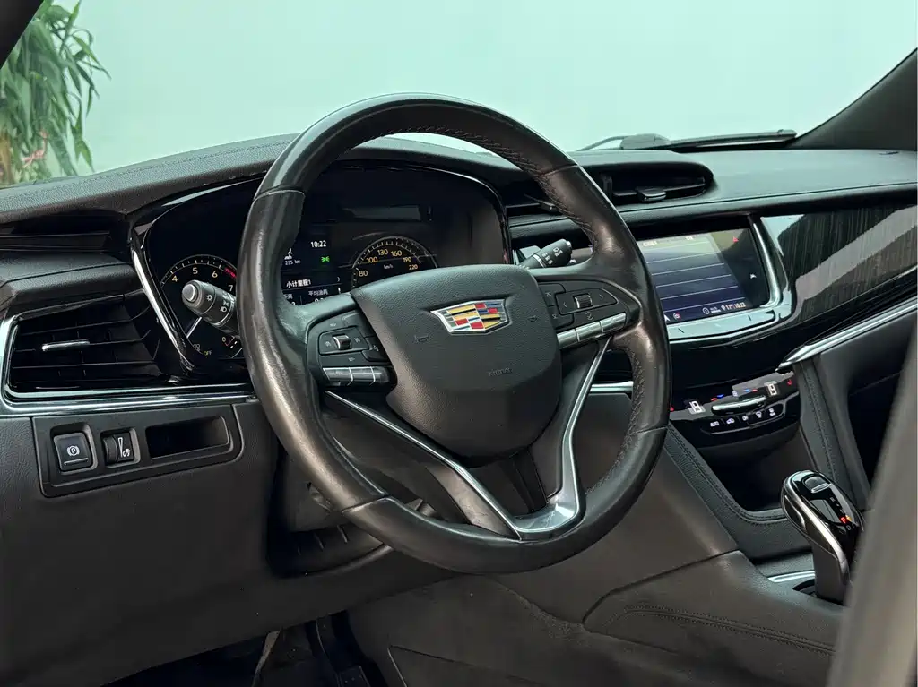 Cadillac XT6 — миниатюра 8