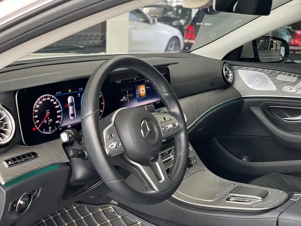 Mercedes-Benz CLS — миниатюра 18