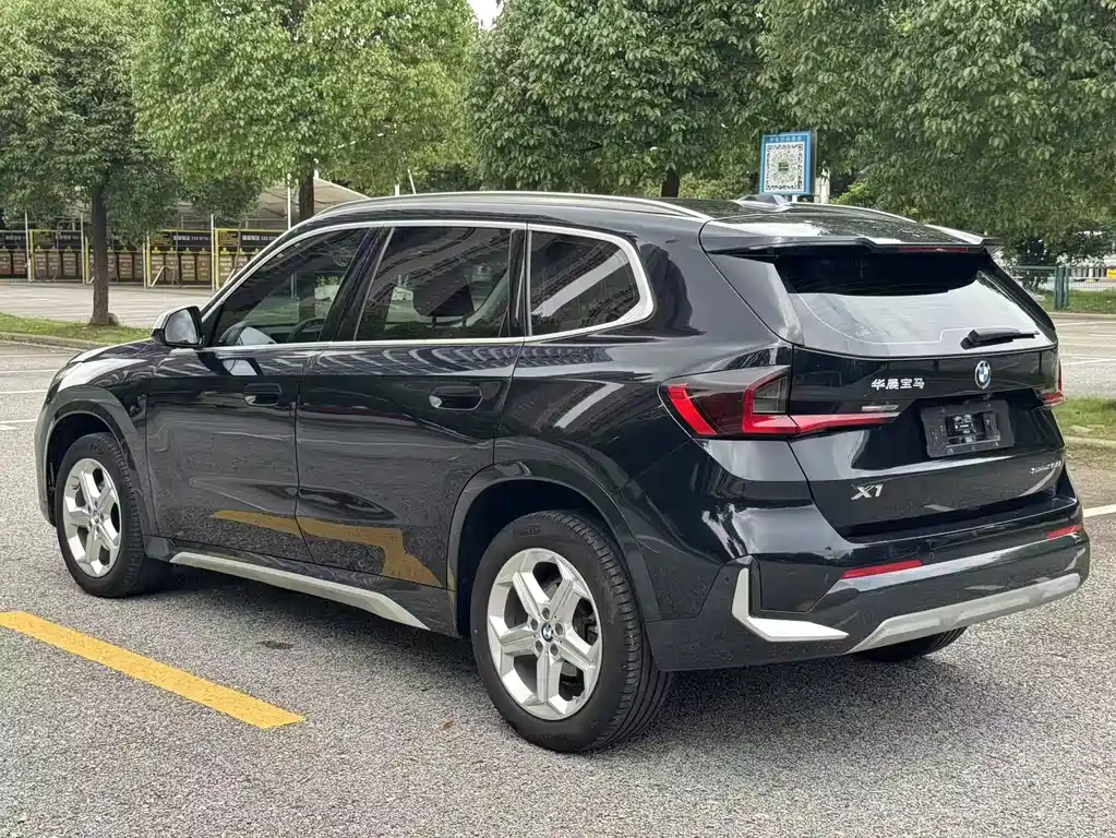 BMW X1 2023 sDrive20Li X