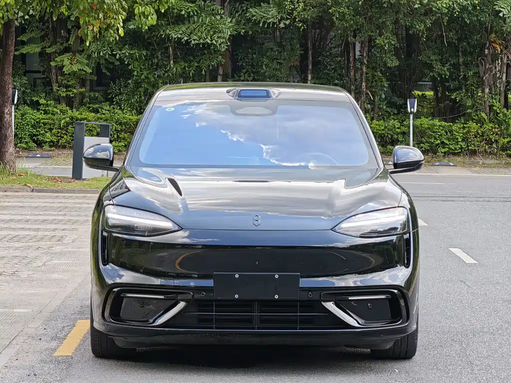 AITO AITO M6 — миниатюра 2