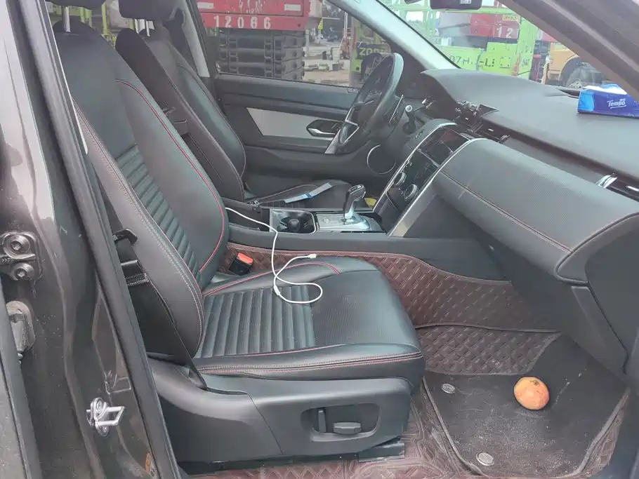 Land Rover Discovery Sport — миниатюра 8