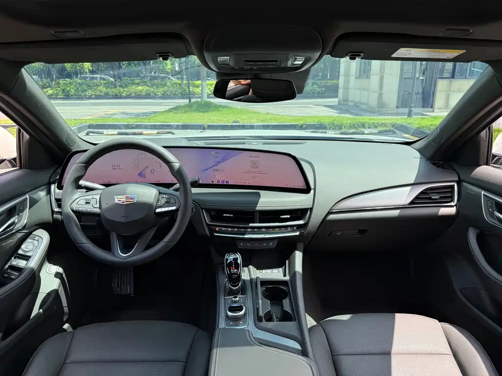 Cadillac CT5 2025 28T Sport