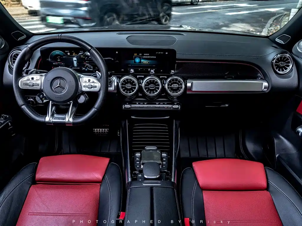 Mercedes-Benz GLB A MG 2021 AMG GLB 35 4MATIC
