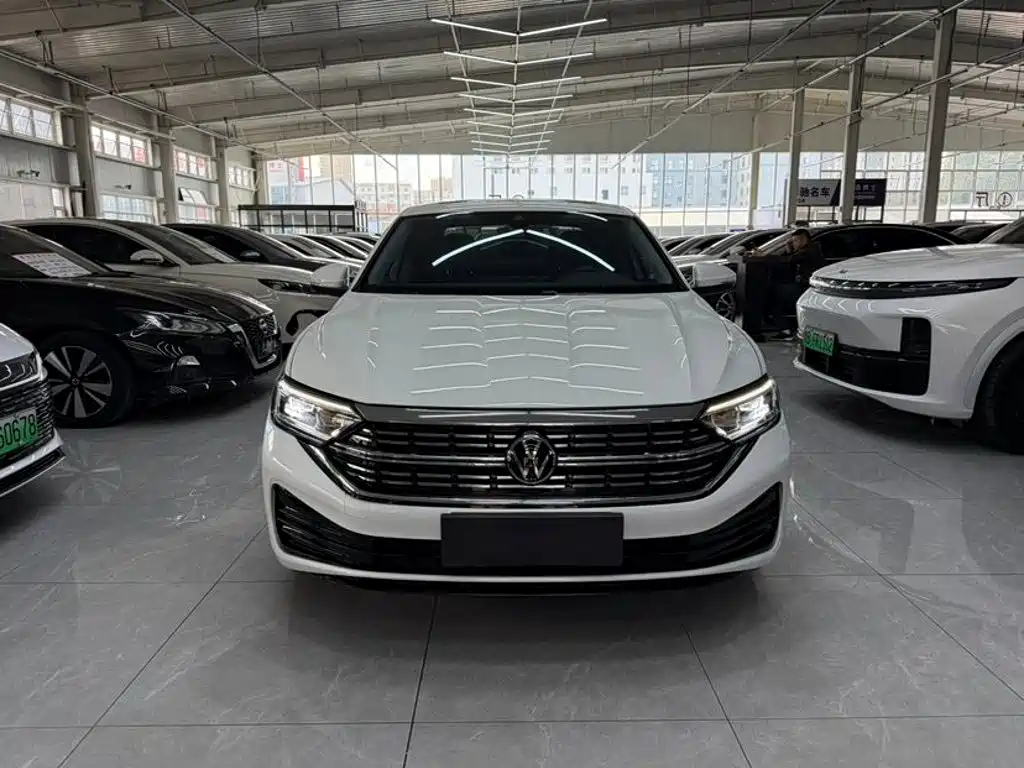 Volkswagen Sagitar — миниатюра 2