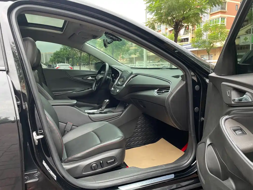 Chevrolet Malibu XL — миниатюра 9