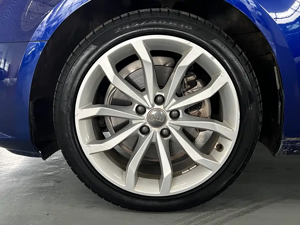Audi A4L 2018 30 40 TFSI