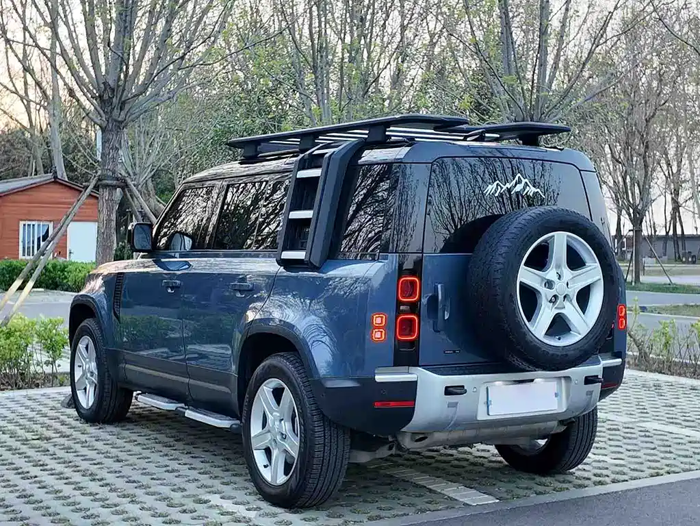 Land Rover Land Rover Defender 2021 110 P400 SE