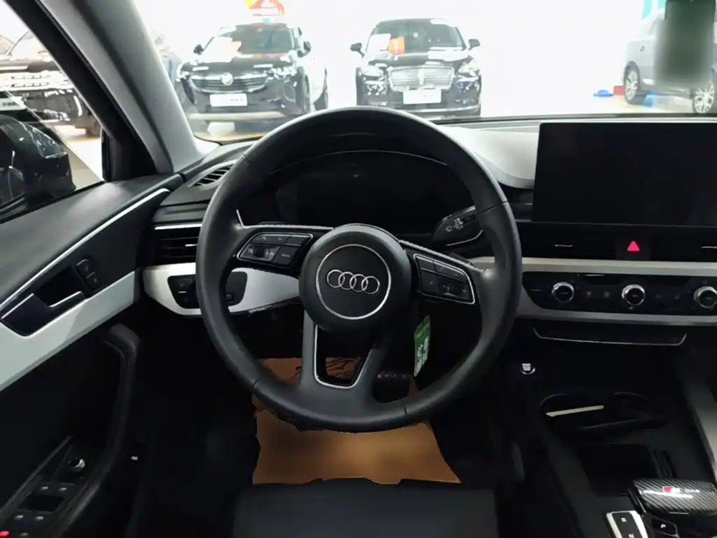 Audi A4L — миниатюра 11