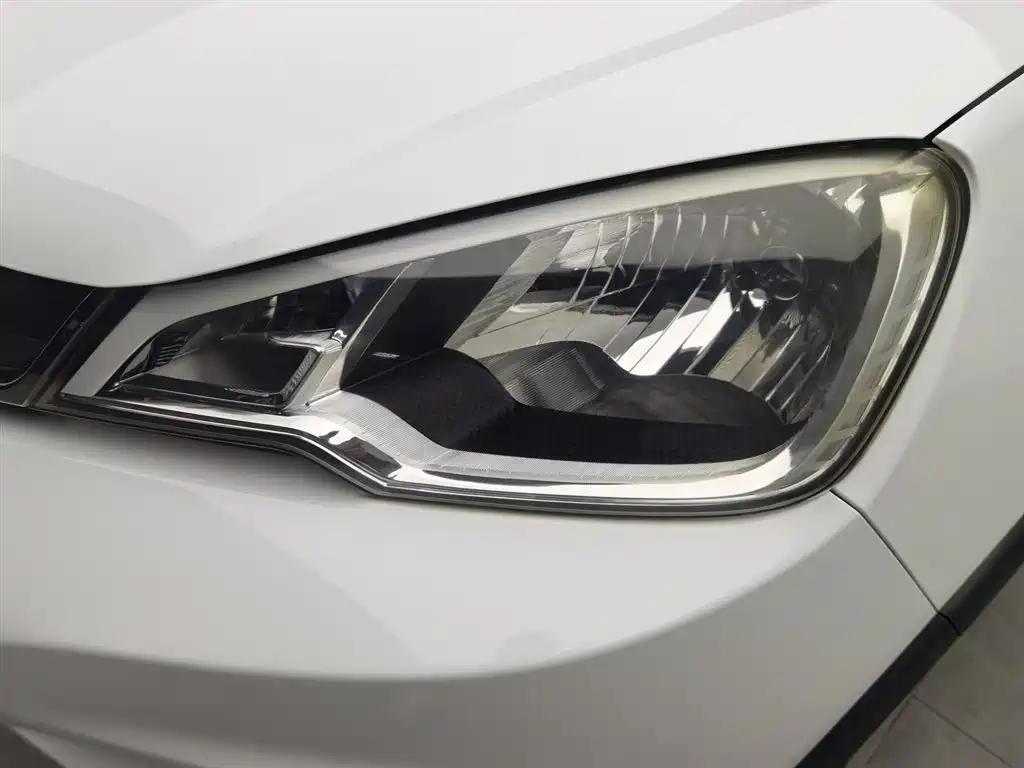 Geely X1 2017 1.3L AT