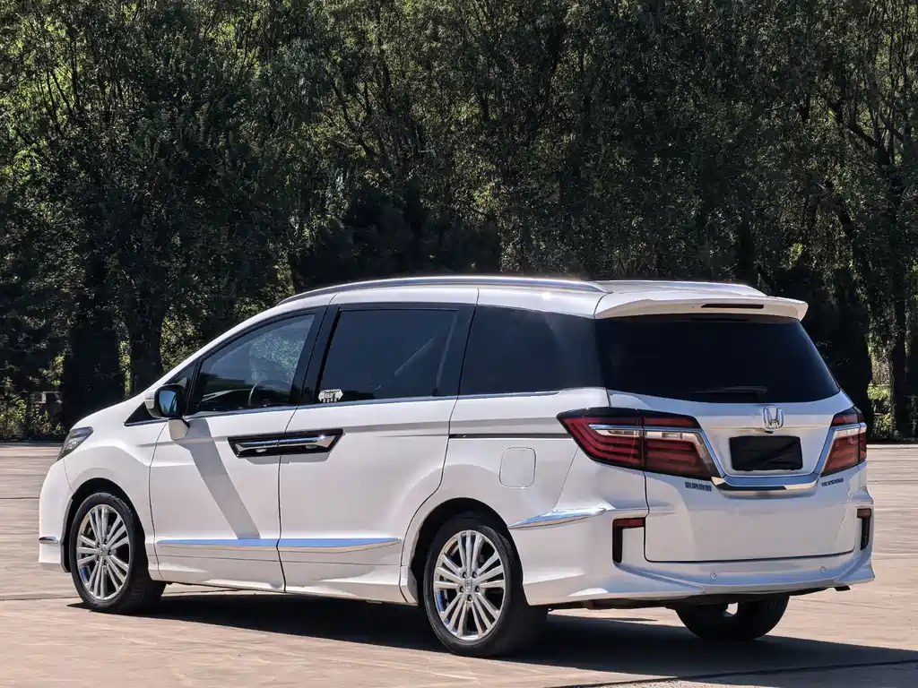 Honda Elysion — миниатюра 4