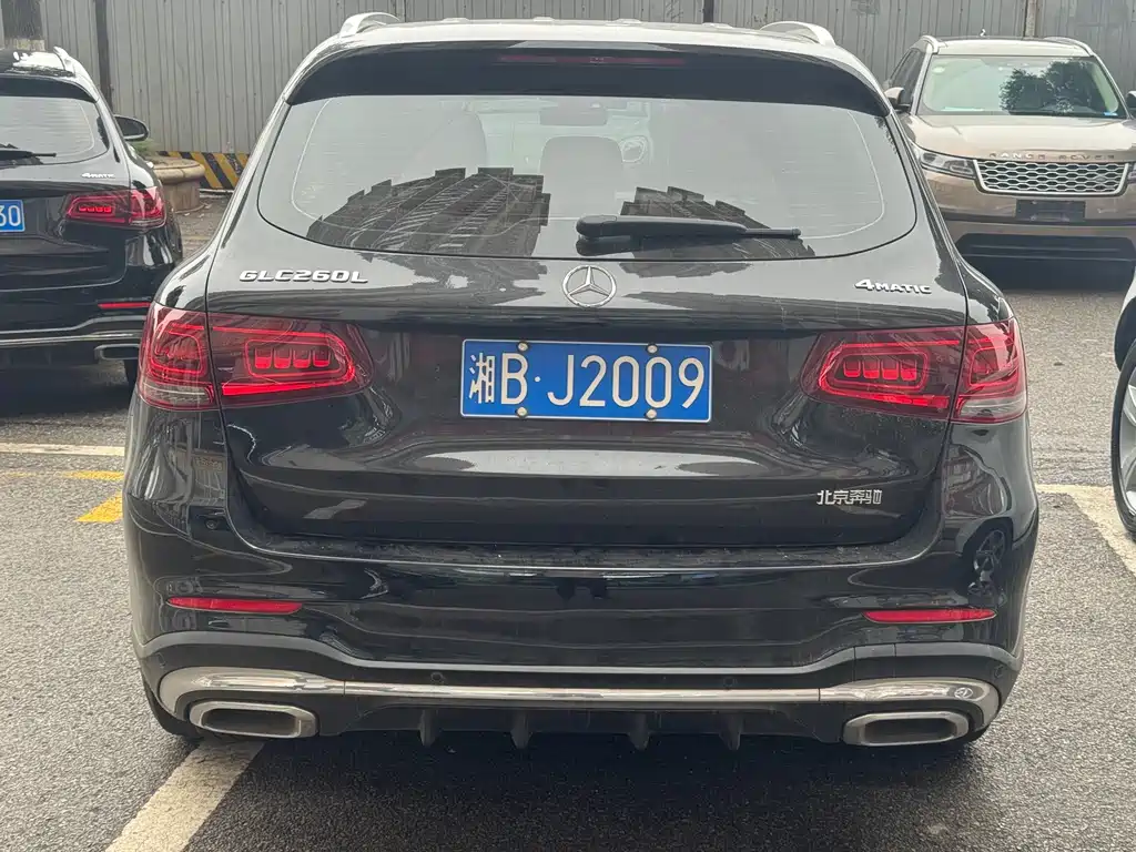 MERCEDES-BENZ GLC