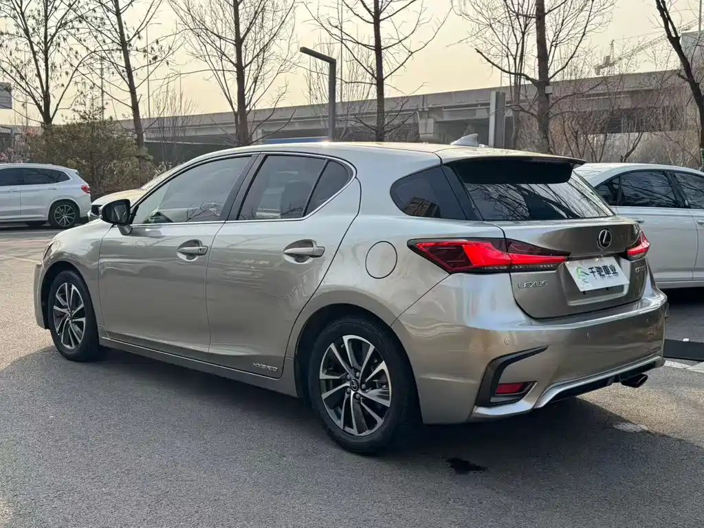 LEXUS CT