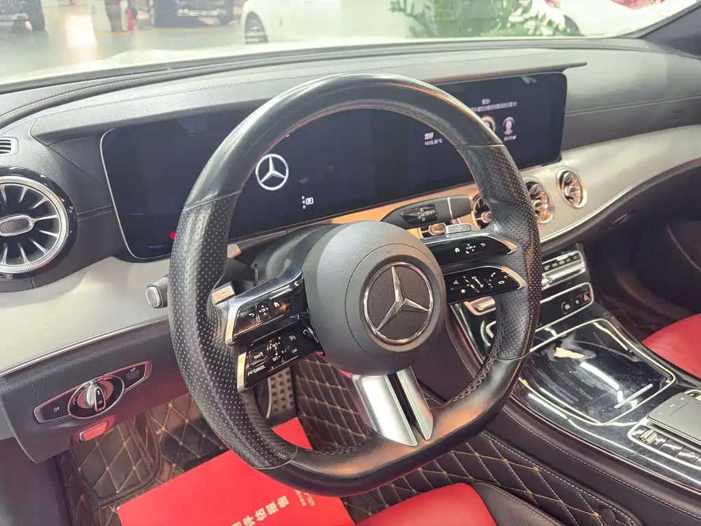 Mercedes-Benz E-Class (Import) — миниатюра 11