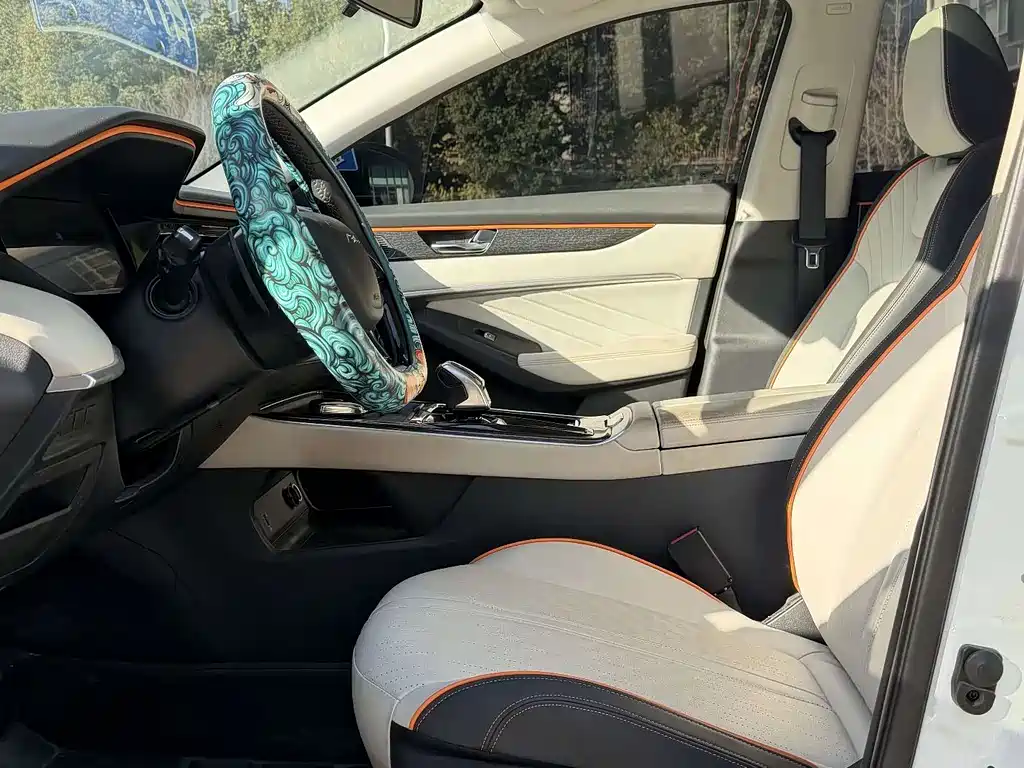 DONGFENG YI HYUN MAX