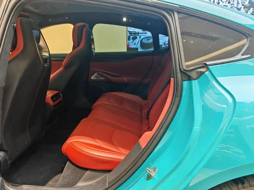 XIAOMI CAR XIAOMI SU7