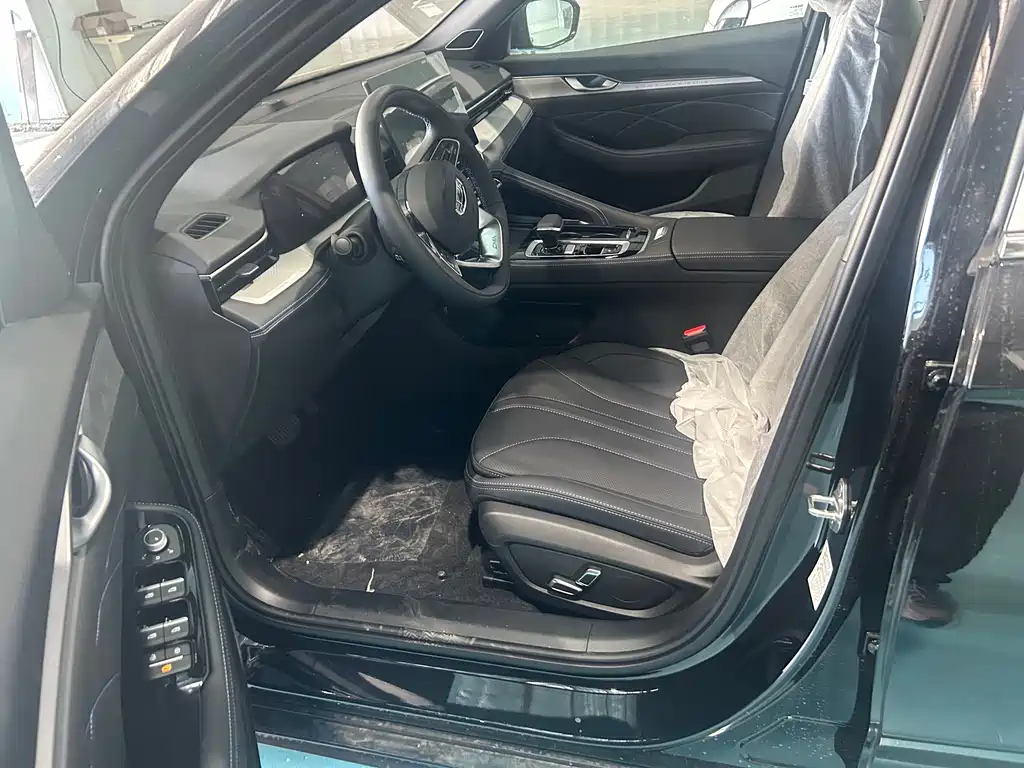 Geely Preface 2026 1.5TD