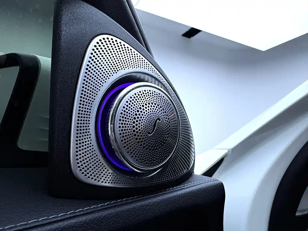 Mercedes-Benz C-Class — миниатюра 22