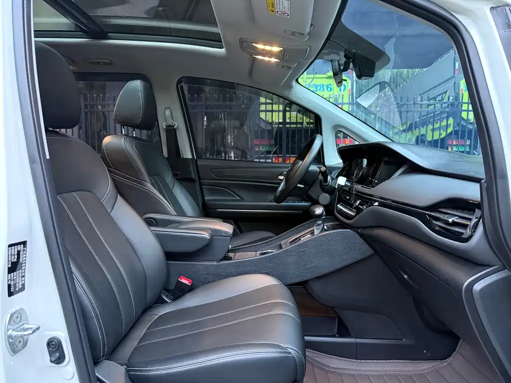 GAC Motor Trumpchi M6 — миниатюра 10